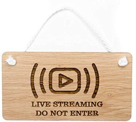 dutis Wooden Hanging Sign, 'Live Streaming Do Not Enter', Perfect Gamer Gift, 18 x 10 x 0.3cm, Rustic Wooden Sign