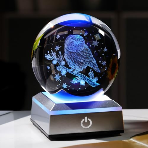 Ornalrist 8 cm Kristallkugel 3D gravierte Eule Figur Geschenke für Frauen Männer Glas Eule Kugel Ornament mit bunten LED-Basis Ideen zum Geburtstag Weihnachten für Heimdekoration
