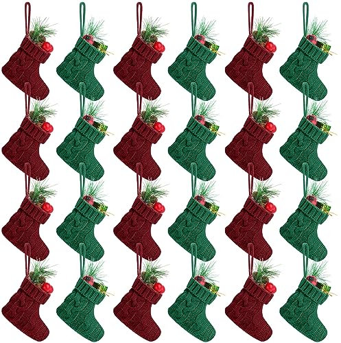 Jerify 24 Stück Weihnachtsstrümpfe, 10 cm, Mini-Strick, Weihnachtsstrümpfe, rustikale kleine Weihnachtsstrümpfe, kleine Weihnachtsbaumschmuck für Party, Urlaub, Familie, Heimdekoration (weinrot, grün)