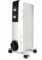 Radiateur à huile avec 7 éléments chauffants à grande inertie thermique. Puissance maximale de 1500 W. 3 puissances de chauffage : 600 W - 900 W - 1500 W