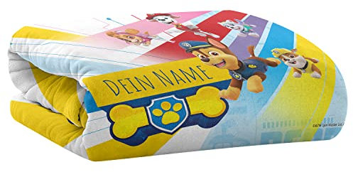 PICANOVA – PAW Patrol Pups Decke mit Name 100x70cm – Personalisierte Kuscheldecke für Kinder – Premiumqualität Fleecedecke 510g/qm – Unschlagbar Weich Und Gemütlich Schmusedecke