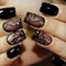 Irikdescia 24 Stück Nägel zum Aufdrücken, Kurze Quadratische Künstliche Nägel, Schwarze Rankennägel, Short Oval Press On Nails, Glänzende Nägel, Künstliche Nägel, für Frauen, Mädchen(Schwarz)