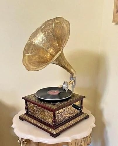 HMV Gramophone – Wind-Up Vintage Style Replica Vinyl Record Player | Perfect Gif