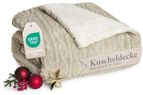 Blumtal Kuscheldecke 230x270 cm mit Zopfstrick-Optik - Oeko-TEX zertifizierte Mikrofaser Fleecedecke mit weicher Sherpa-Innenseit/Kuscheldecke flauschig 230x270 - Wohnzimmer Decke in Beige und Weiß