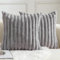 Mandioo 2er Set Kissenbezug gestreiftes Künstlich Pelz Superweich Kissen Flauschig Modern Kissenhülle Deko Sofa Wohnzimmer Schlafzimmer Kissenbezüge 45 x 45 cm Grau
