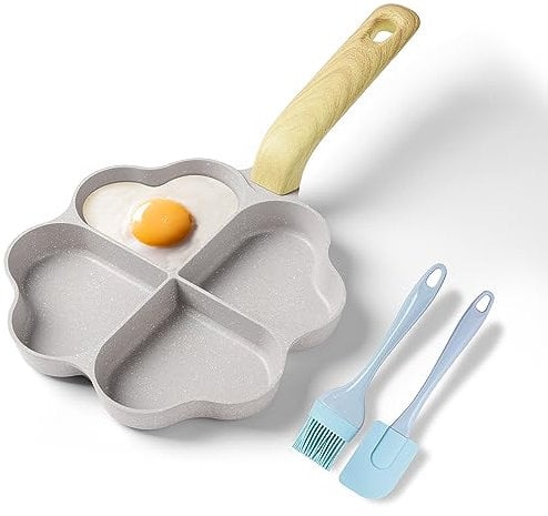 RIOVARM Induction Omelette Pan Non-Stick Egg Frying Small 4-Cup Heart Shaped Skillet for Induction Hob - Creative Cute Breakfast Pan With Healthy Granite Coating Without PFOA