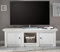 GuenstigEinrichten TV-Lowboard Landhausstil Hooge in Pinie weiß Landhaus TV-Unterteil mediaschrank 152 x 51 cm