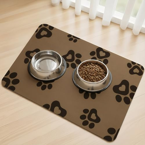 SARTNP Napfunterlage Hund, Gummirücken Napfunterlage Katzen, Wasserabsorbierend Hundenapf Kleine Hunde,rutschfeste Unterlage Hundenapf Futtermatte (Brown-Heart Paws, 60 x 90 cm)