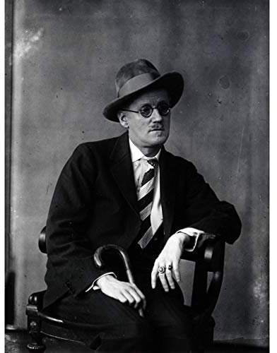 Artery8 Abbott Portrait James Joyce Schriftsteller sitzend Ungerahmter extragroßer Druck