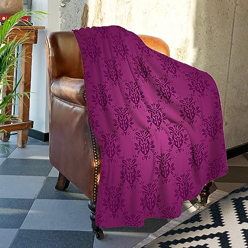 Batmerry Antique Floral Pink Throw Blanket for Couch Sofa Bed,Baroque Damask Silk Glamour Royal Super Soft Warm Fuzzy Plush Blankets Decor Lightweight Cozy Travel Camping Blanket 60 x 50 in