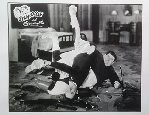 Poster+ Stan Laurel, Oliver Hardy: Als Schwerenöter | Filmplakat, [50 x 70 cm]