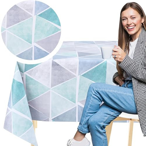 KP HOME Schimmernde PVC Tischdecke in Grau Blau – Abwischbare Quadratische Wachstischdecke 140 x 140 cm – wasserdichte Vinyl-Tischdecke für drinnen und draußen – Robustes Wachstuch mit Dreieck-Muster