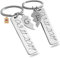 Goldory Schlüsselanhänger Partner personalisiert 2er Set | Anhänger mit Gravur Datum und Namen | Geschenk Freund Freundin graviert für Jahrestag Valentinstag Geburtstag | Edelstahl