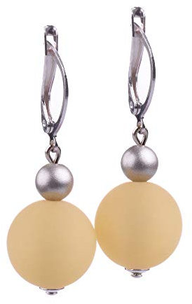 Ohrring Mara, leichte Klappbrisur mit einer Polaris- und einer metallic lackierten Acrylperle in vielen attraktiven Farben, handgefertigt von Adi-Modeschmuck in Berlin (Beige)