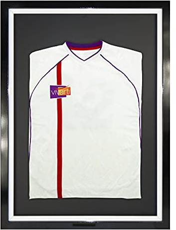 Vivarti DIY Junior Standard Sport-Shirt-Präsentationsrahmen für Fußballtrikot, Rugby-Shirt, Band-Shadowbox, 50 x 70 cm, glänzender schwarzer Rahmen, weißer Innenrahmen, schwarze Rückwand