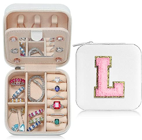TINGN Reise Schmucketui für Frauen und Mädchen, L Initiales Reise Schmucketui | Kleines Schmuck Reiseetui | Personalisiertes Reise Mini Schmucketui | Geburtstagsgeschenke für Frauen, Mama, Oma – Weiß