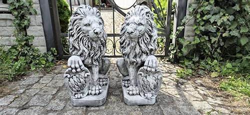 FABRIQ Paar große Löwen mit Schilden, groß Löwe mit Waffen, Links und rechts, 54 cm, 84 kg, Massive Figur, witterungsbeständig, Steinfigur, für Außenbereich, frostbeständig, Skulptur deko
