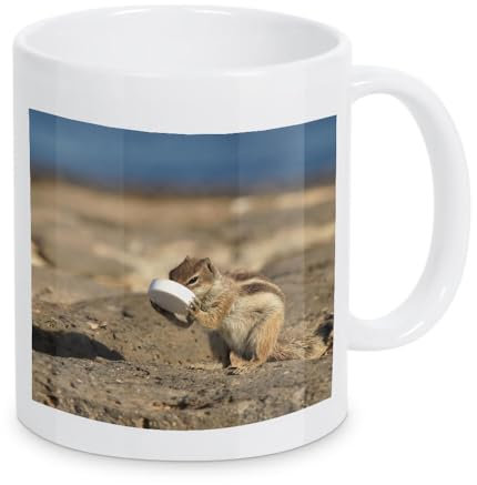 artboxONE Tasse Atlas-Streifenhörnchen trinkt von Dienstleistungsdrohne.de - Kaffeetasse Natur
