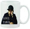 Bedruckte Tasse von Adel Tawil.