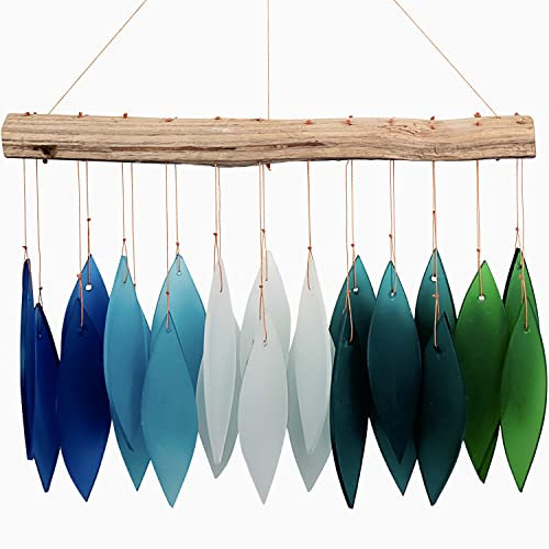 Blue Handworks Gradient Ocean Shades Glasspiel, sandgestrahltes Glas und gefundenes Holz, handgefertigtes Windspiel