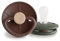 FRIGG Little Viking Silikon Schnuller | 2'er Packung | Silikon Sauger | BPA-Frei | Hergestellt in Dänemark | Symmetrischer Sauger in Kirschform | (Cocoa/Olive, Größe 1 (0-6 Monate))