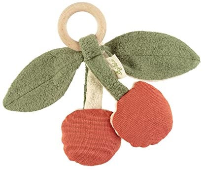SIGIKID 39723 Holzgreifling Kirsche Green, Babyspielzeug aus Bio-Baumwolle mit Rassel, Quietsche, Knistereffekt, Buchenholzring zum Greifen und Spielen für Babys von 3-12 Monaten, Rot/Grün, 28x19x3 cm
