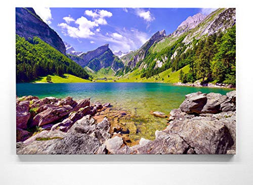 Atemberaubende Leinwand Bergbilder - Seealpsee mit Säntis - als 120x80cm großes XXL Leinwandbild. Wandbild als Hintergrund und Deko für Wohnzimmer & Schlafzimmer. Aufgespannt auf Holzrahmen