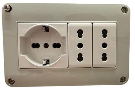 Cassetta Elettrica Pronta all’Uso per interni IP40 – 1 Presa Schuko + 2 Prese Bipasso Universali – Scatola Elettrica da Parete per Garage, Cantina, Interni Coperti, Camper