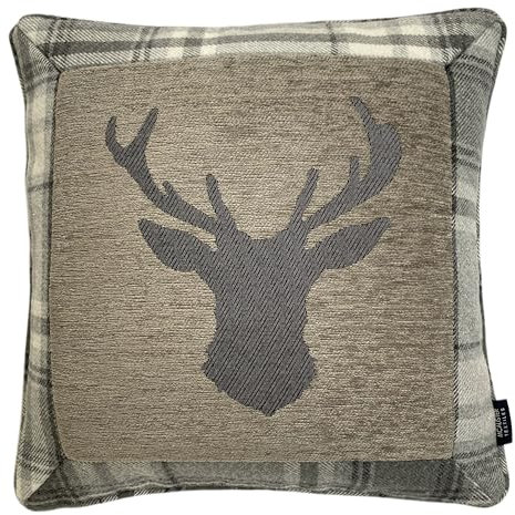 McAlister Textiles Stag | Hirsch-Motiv Kissen inkl. Füllung 43cm x 43cm in Anthrazit Grau | Rückseite Tartan kariert | Deko Kissen für Sofa, Couch, Sessel
