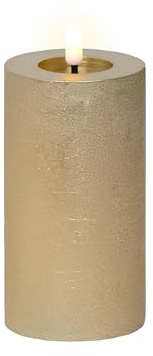 Lumineo LED Kerze mit Timerfunktion 7x15cm Wachs - flackernde Flamme Effekt - Echtwachskerze batteriebetrieben - Wachskerze Stumpenkerze Rustik Gold Warmweiß