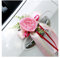 Qiantull Lot de 4 Fleurs en Soie pour Voiture - Poignée de Porte, Rétroviseur - Rose Artificielle - Nœud - Décoration de Mariage, Église, Fête