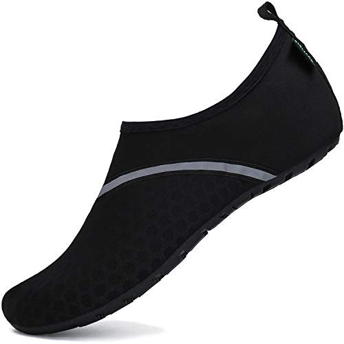SAGUARO Chaussures de Plage pour Homme Femme Séchage Rapide Aquatiques Chaussettes Léger À l'aise Chaussons de Piscine Antidérapant Chaussures de Bain Piscine Noire 38/39 EU