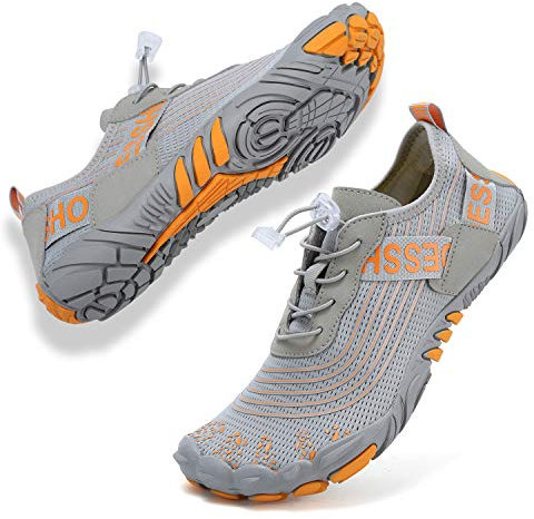 Topwolve Chaussures Aquatique Homme Femme Barefoot Chaussures de Trail Running Léger Séchage Rapide Chaussures de Plongée Surf Natation pour Piscine et Plage Bain,Gris,43 EU