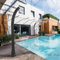 Douche solaire de jardin Happy 100 Arkema blanche de 23 l