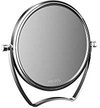 Frasco Spiegel mit 5-facher Vergrößerung, ideal als Kosmetikspiegel und Reisespiegel. Mit einem Durchmesser von Ø 126 mm ist er tragbar, klappbar und kompakt, perfekt für Pflege und Make-up unterwegs.