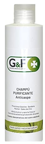 Anti Schuppen shampoo. Shampoo fettiges haar in einer 300ml Flasche. Anti-Schuppen-Shampoo, das die überschüssige Ölproduktion kontrolliert. Fettiges schuppenshampoo. Sante shampoo.
