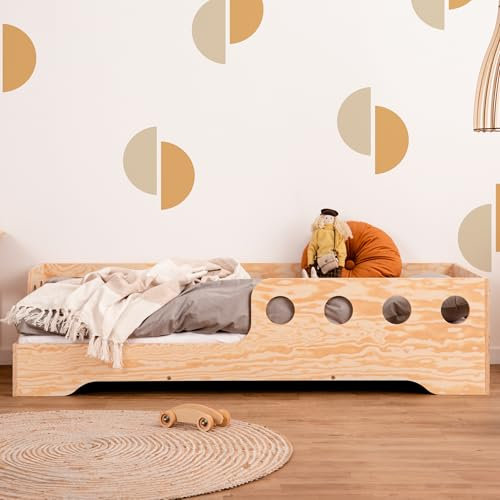 smartwood TILA 5L Kinderbett 140x200 | Montessori Bodenbett mit Lattenrost & Rausfallschutz | Für Jungen & Mädchen | Sicheres und Robustes Holzbett für Kinder ab 3 Jahren