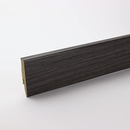 Leiste24 Dekor-Sockelleiste 60mm I Fußleiste 60 Höhe I stabiles MDF mit Dekor I Länge 2.600 mm I Bodenleiste mit integriertem Kabelkanal + Clipfräsung I Dekor Eiche Graphit