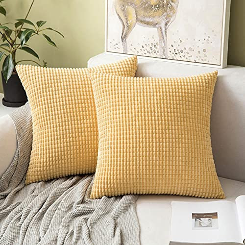 MIULEE 2er Set Kissenbezüge Kordsamt Dekokissen Kissenbezug Sofakissen Dekorativ Couchkissen Kissenhülle Bezug Weich für Wohnzimmer Schlafzimmer 40x40 cm, 16x16 Inch Maisgelb