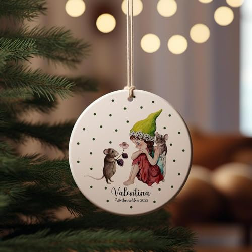 Weihnachtskugel Keramikanhänger Weihnachtsschmuck Keramik Baumanhänger Weihnachten personalisiert Namen Wunschname Elfenmädchen mit Maus Tiere Baumkugel wkp9 ilka parey wandtattoo-welt