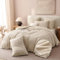 Nyescasa Warme Winter Bettwäsche 135x200 Beige Flauschig Teddy Wendebettwäsche Plüsch Sherpa Flanell Deckenbezug Fleece Cashmere Touch Bettbezug mit Reißverschluss und Kissenbezug 80x80cm