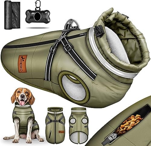 TRESKO® Hundejacke Winter mit Reflektoren inkl. 15 Stück Kotbeutel + Spender | Hunderegenmantel wasserdicht | Hundemantel mit Geschirr | Hunde Winterweste gefüttert (3XL, Grün)
