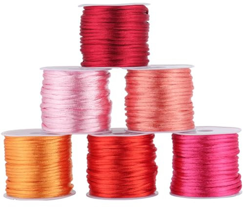 SUNNYCLUE 65 Yards 6 Rouleaux de Corde en Nylon Rouge 2mm Cordon de Noeud Chinois Bracelet D'Amitié Fil Tresse Cordon Queue Rat en Satin Garniture Corde Nylon Soie P