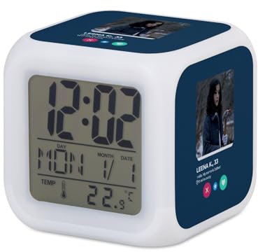 Fabulous Esther Horror Wecker, Würfel, beleuchtet, Blau – 7,8 x 7,8 x 7,8 cm – Retro-Beleuchtung, mehrfarbig, LED