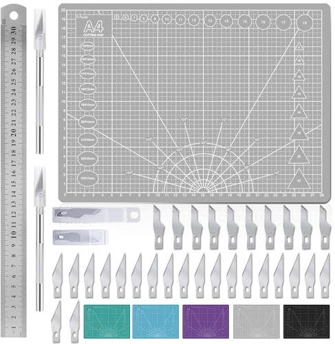 Miuzei Schneidematte Set A4 mit 30stk Bastelmesser und Stahllineal,Selbstheilende Bastelunterlage Schneideunterlage Cutting Mat Basteln Zeichenunterlage Bastelskalpell Bastelmatte (Grau)
