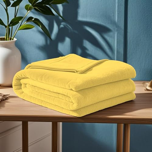 GOUTUI Kuscheldecke 70 x 140 cm Weich/Warm/Flauschig Wohndecke Falten Beständig/Anti-Verfärben für Sofa Schlafzimmer, Gelb