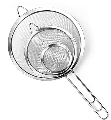 Hotype Lot de 3 Tamis Maille Fine, Cuisine Passoire Mailles Avec Poignée, Tamis la Farine en Acier Inoxydable, pour égoutter Nouille Poudre Pâtisserie Riz Légumes Blanc D'oeuf, 7cm, 12cm et 18cm