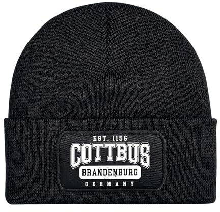 UGLYSHIRT College City Cottbus Mütze | Strickmütze – Fußball Fan Szene Ostdeutschland Unisex Wintermütze | Patch Beanie