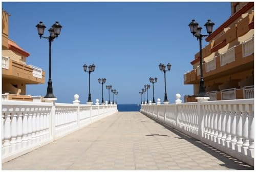 Wallario Küchenrückwand selbstklebend 90 x 60 cm, Motiv: Promenade mit Blick aufs Meer | Spritzschutz abwischbar & pflegeleicht
