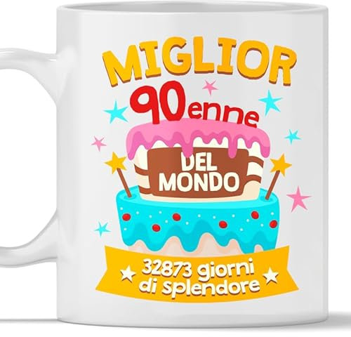 TeeDesign Tazza Divertente e Colorata 90 anni. Idea Regalo Gadget simpatico per Compleanno nonno, nonna, pensionato pensionata collega. Idea Regalo di Natale - 90 anni